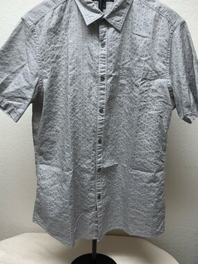 Marc Anthony Short-Sleeve Button-Down Shirt in Light Gray